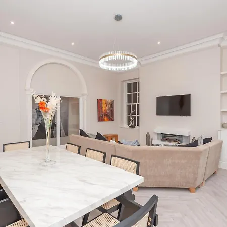 شقة Luxury Pad Leeds Centre With Hot Tub Pass The Keys *