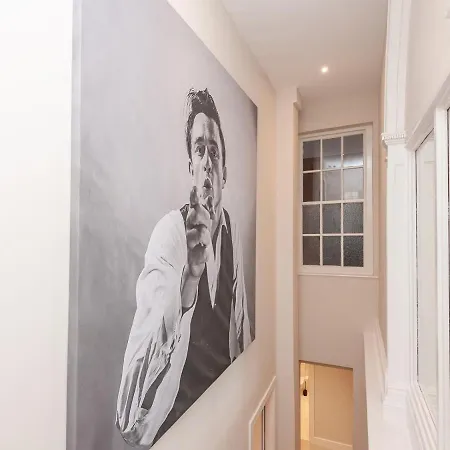 Luxury Pad Leeds Centre With Hot Tub Pass The Keys شقة *