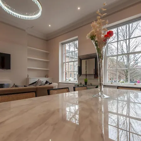 Luxury Pad Leeds Centre With Hot Tub Pass The Keys ليدز