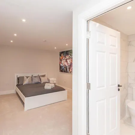 شقة Luxury Pad Leeds Centre With Hot Tub Pass The Keys *
