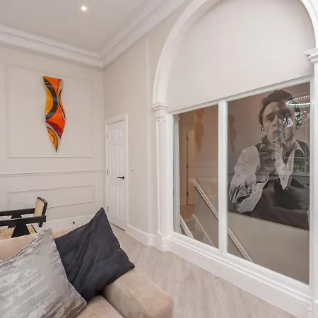 شقة Luxury Pad Leeds Centre With Hot Tub Pass The Keys *