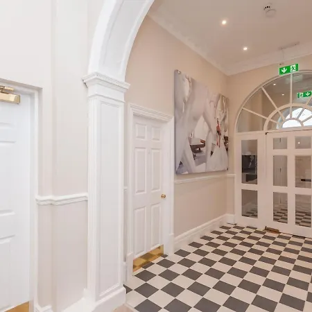 Luxury Pad Leeds Centre With Hot Tub Pass The Keys شقة ليدز